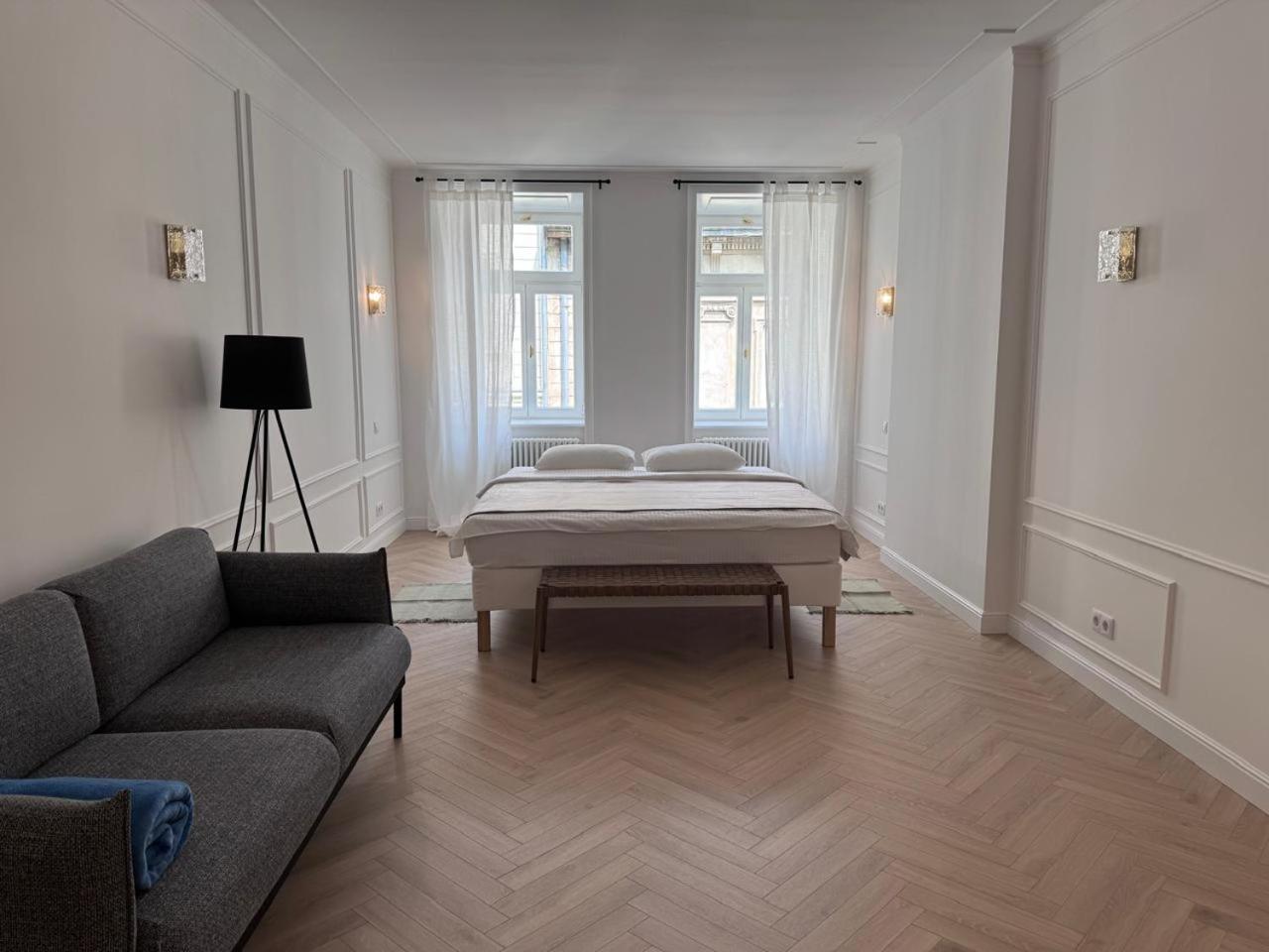 Feel Lviv! Old City Apartment Экстерьер фото